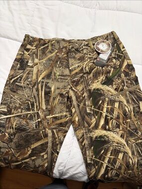 Realtree Max-5 UA Storm Men's Camouflage Cargo Pants in Brown and Tan 40x34